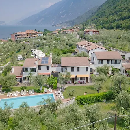 Apart-hotel Alesi 3*