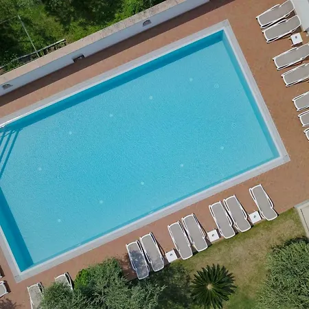Apart-hotel Alesi 3*
