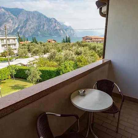 Alesi Hotel apartamentowy 3*